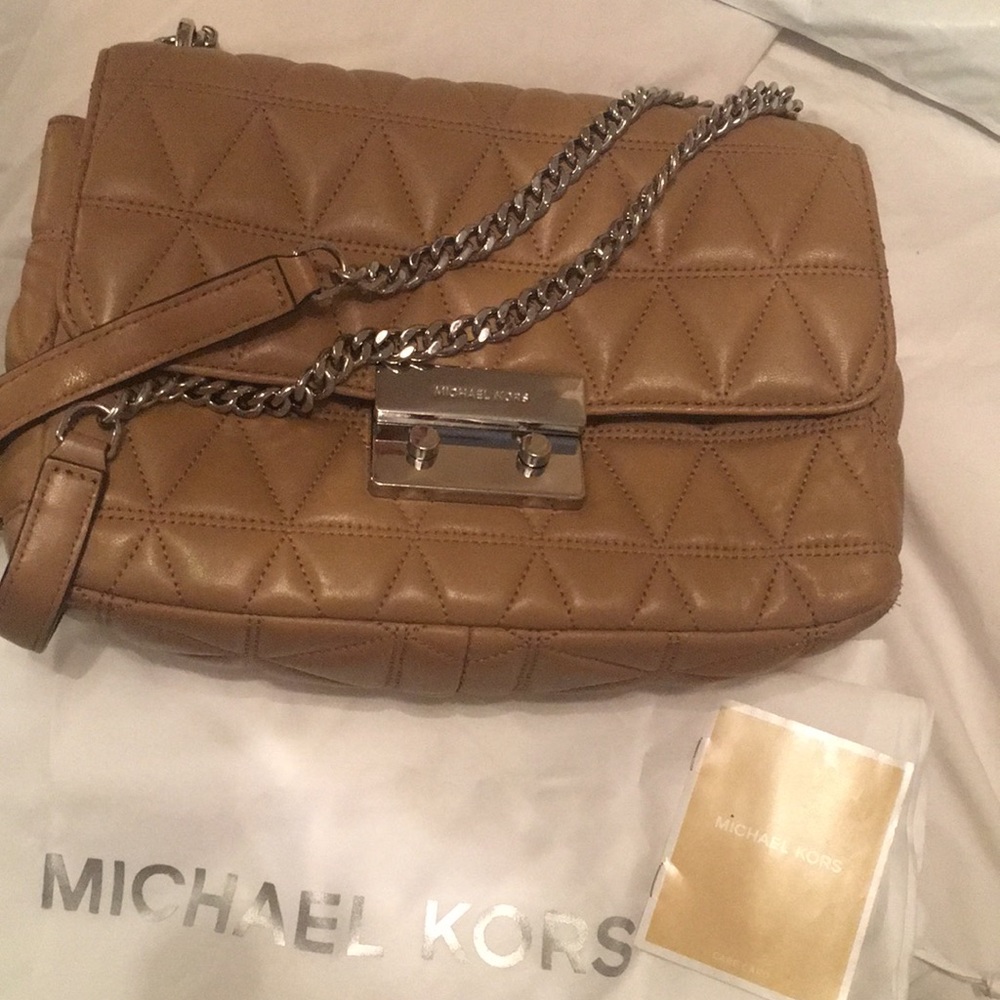 Michael Kors leather bag